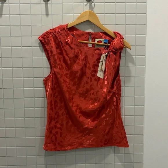 NWT Farm Rio Leopard Top - Picture 4 of 5